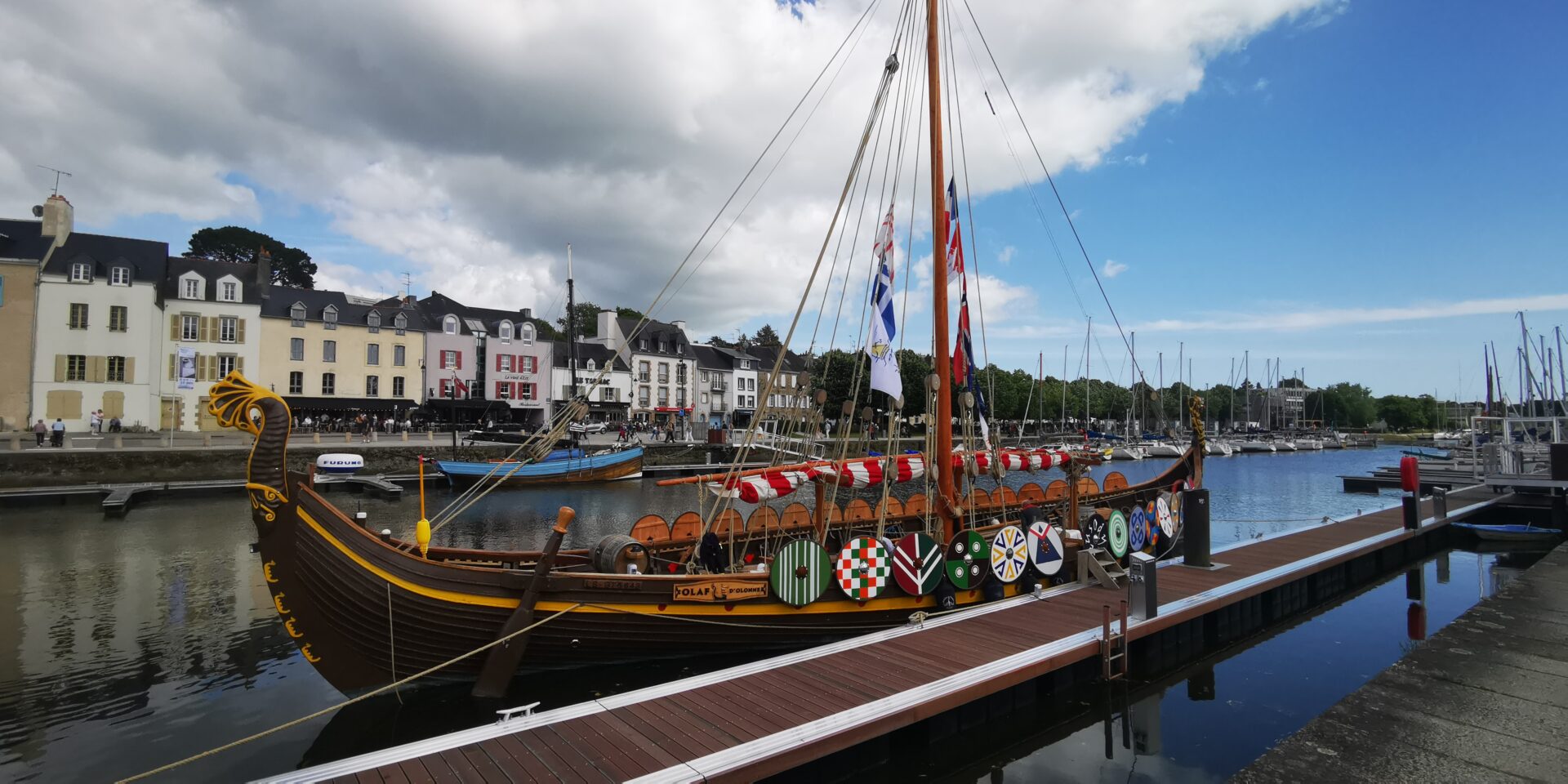 au plus près des bateaux